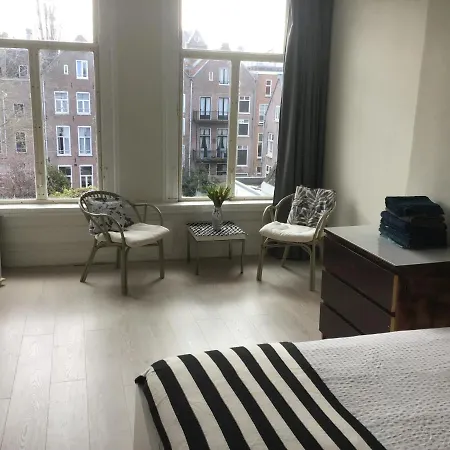 Frank's And Chong's Excellent Location Amsterdam