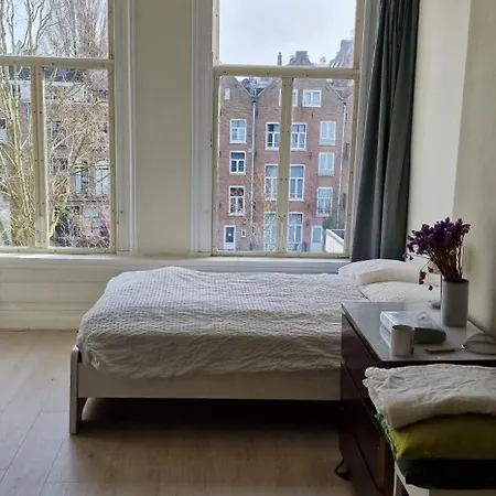 Frank's And Chong's Excellent Location Bed and breakfast Ámsterdam
